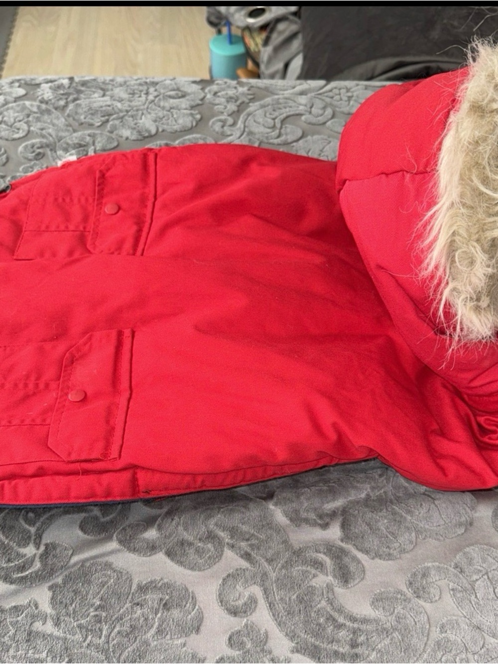 Good2Go Dog Sz XL Red Hooded fleece insulated Puffer parka with Faux Fur Trim